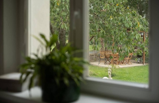 VILA GALA Deluxe One-Bedroom Apartment with Garden View