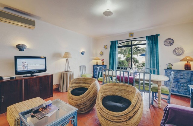 Vila Mourisca - Three Bedroom Apartment, Sleeps 10
