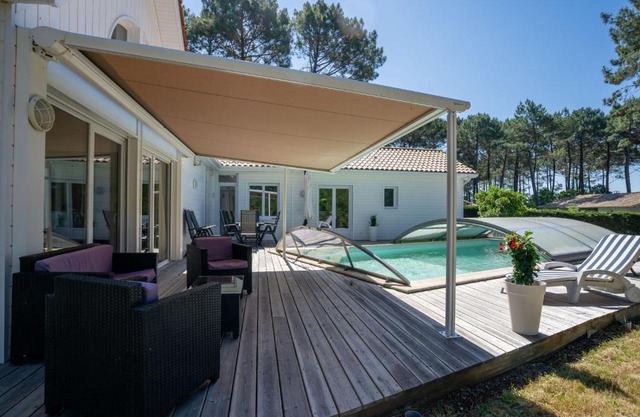 Villa à Biscarrosse - 8 pers, Piscine couverte, Jardin, Proche Golf - FR-1-521-135