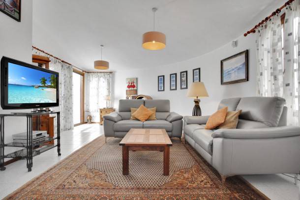 Villa ∙ 2 bedrooms ∙ 4 guests
