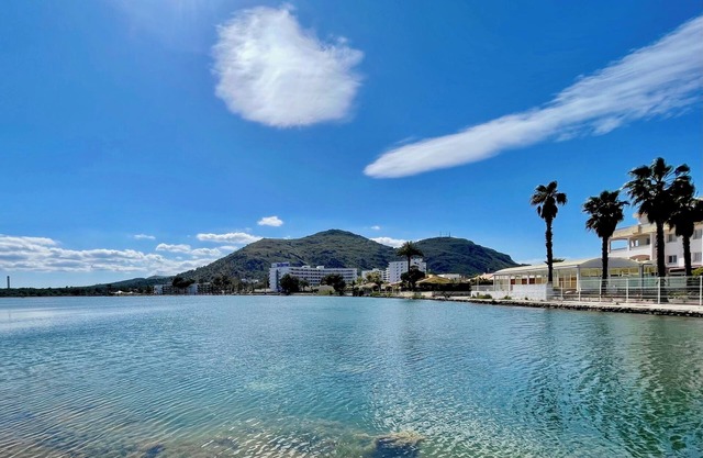 Villa 300 meters from the beach
