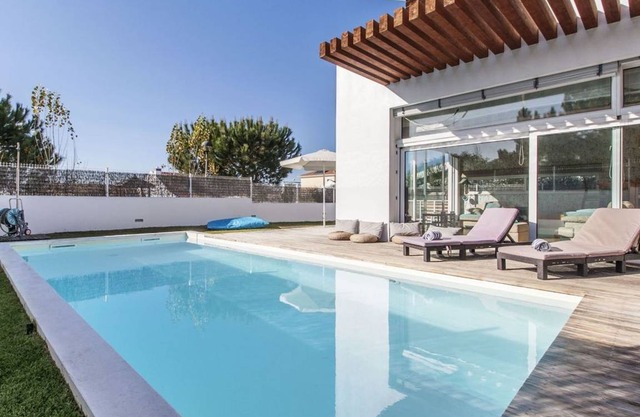 Villa ∙ 4 bedrooms ∙ 11 guests