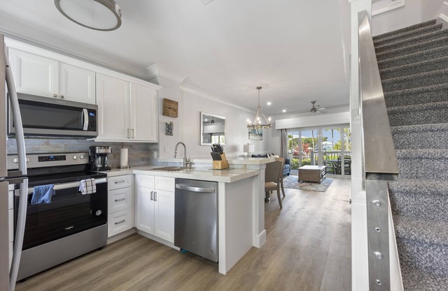Villa Boat Duck Key 