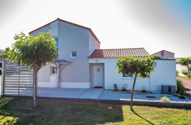 Villa 6 pers. with private heated pool