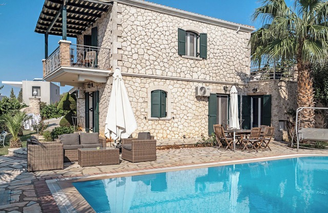 "Villa Aliki" with Sea View, Private Pool & Wi-Fi