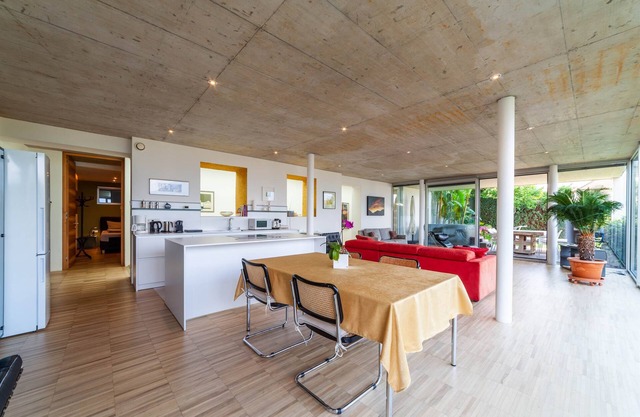 Villa Alvarium - Moderne Architektur mit Großen Räumen und Designer Ausstattung