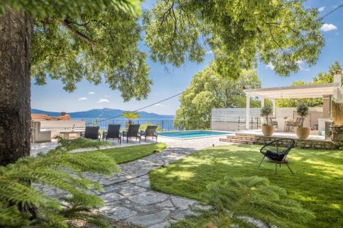 Villa Ana