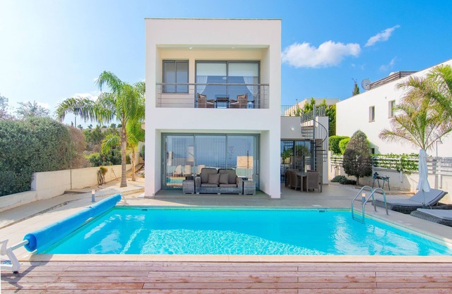 Villa Arum - a villa that sleeps 6 guests in 3 bedrooms