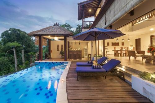 Villa Atap Padi 