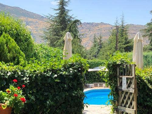 Villa Aurelia - Casa de campo con jardín y piscina entre Madrid y Segovia