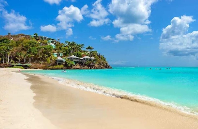 Villa Aurora Antigua - 5 Beds 4 Baths Unit