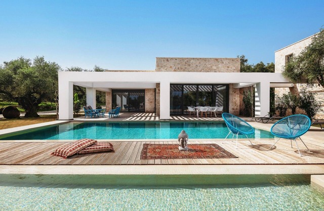 Villa Azimut 1 by Villa Plus