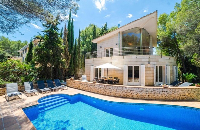 Villa 'Bonaire' with Private Pool, Wi-Fi and Air Conditioning