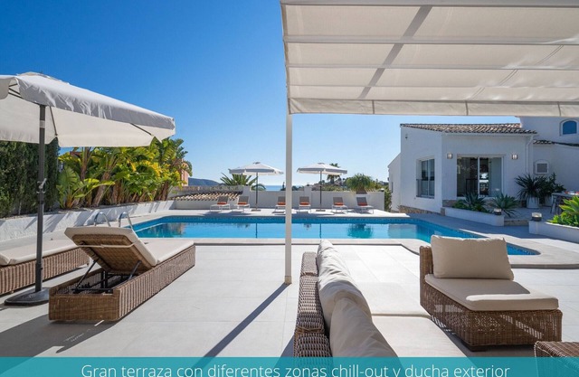Villa Bonita Spacious & Hotel-style & Seaviews