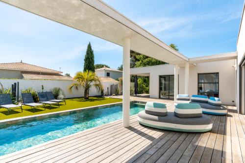 Villa Boston