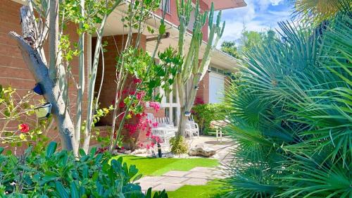 VILLA BRANDO EXCLUSIVE - 9Guests - Bike Rental - Near Sabaudia & Pontine Beaches - Not a typical villa, it's truly a unique experience