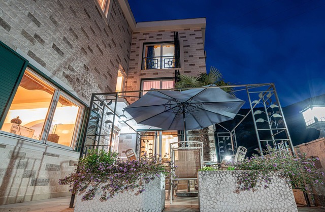 VILLA BUDVA! With sea view!