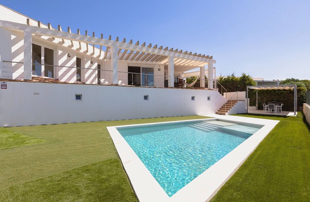 Villa 'Ca Nostra' with Sea View, Wi-Fi and Air Conditioning