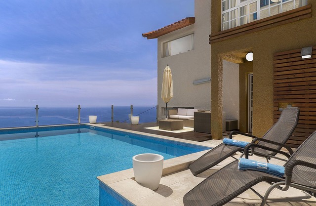 Villa Camacho III - House on the seafront