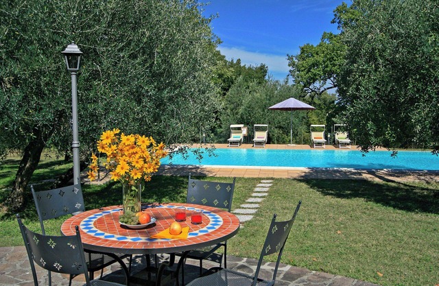 Villa Camilla - Pet-Friendly Tuscan House with Private Pool