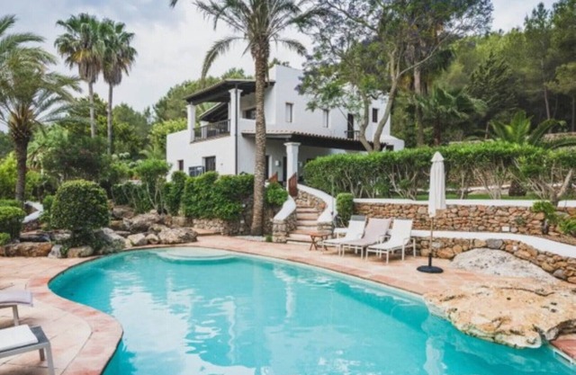 Villa "Can Blay" with Pool, Air Conditioning, Terraces, Mountain & Sea View