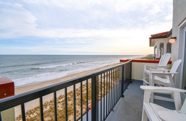 "Villa Capriani 317A" - Oceanfront Condo - Pool, Hot Tub, On-site Restaurant
