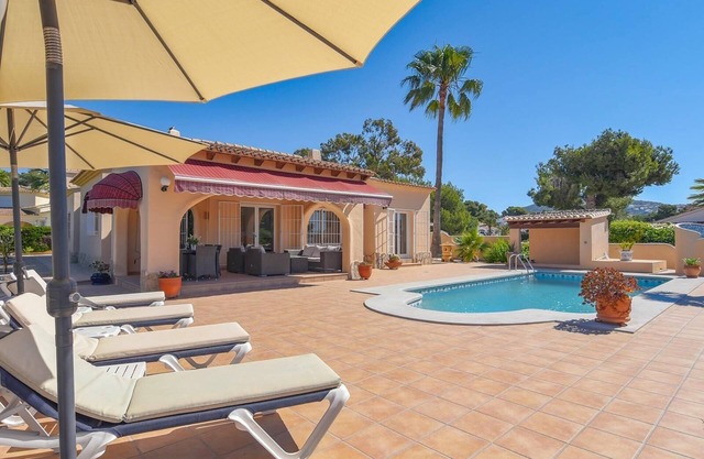 Villa Casa Siempre Domingo with Sea View, Pool and Wi-Fi
