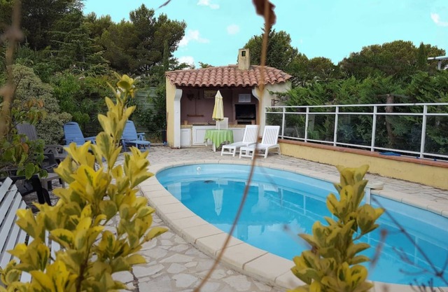 VILLA CASSIS/CARNOUX, PARC DES CALANQUES