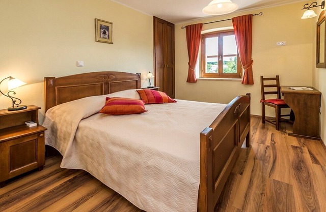 Villa Catarina with Beautiful and Spacious Garden and Pool