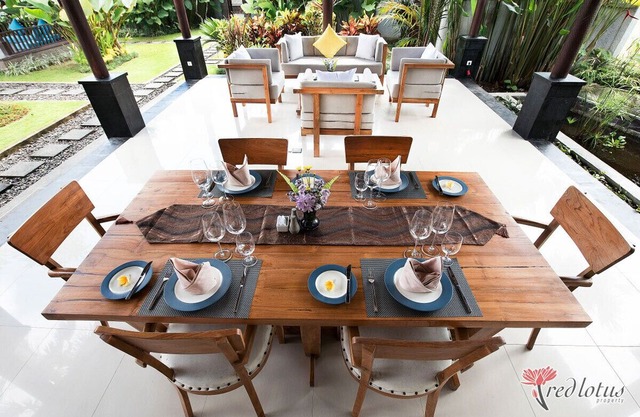 Villa Cendrawasih B 4BR