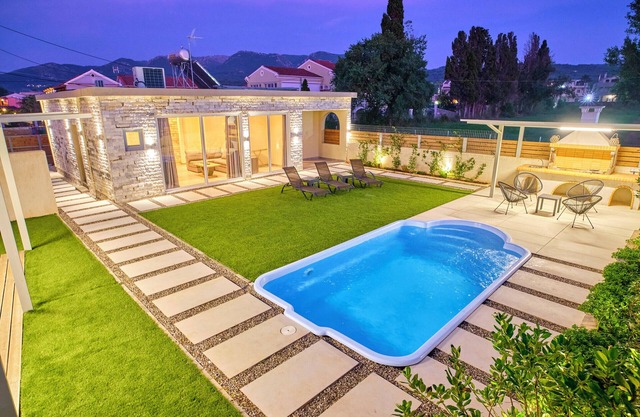 Villa Cinque Elementi by Estia