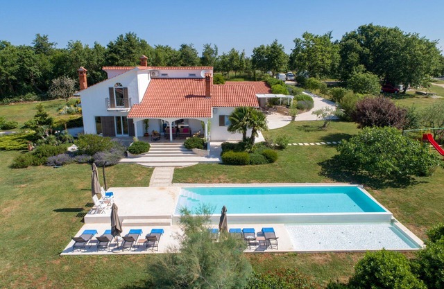 Villa Colors of Nature with Pool