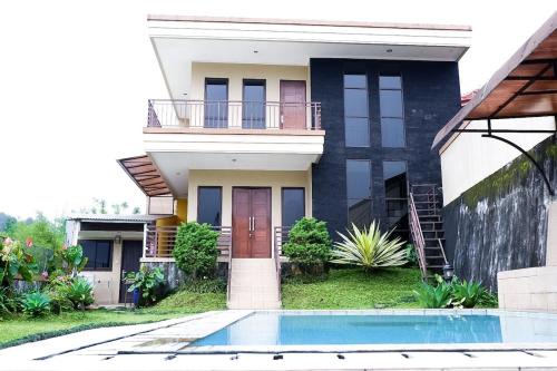 Villa D'Mona