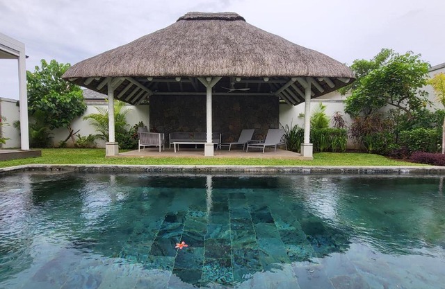 Villa de Luxe à Grand Baie avec piscine V12