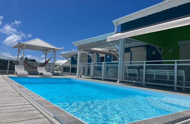 Villa de Standing avec piscine au Gosier