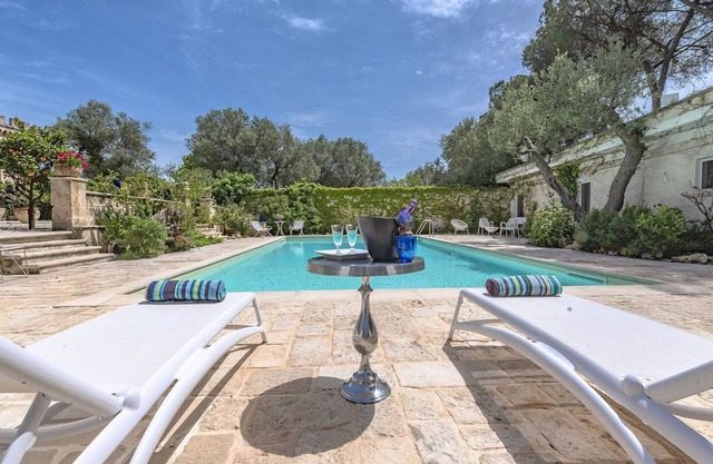 Villa dei Glicini 8+2, Emma Villas