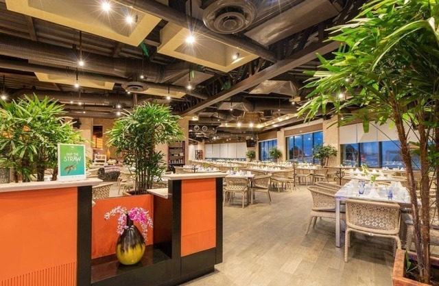 Villa del Palmar Cancun is a family-friendly beachfront oasis . n