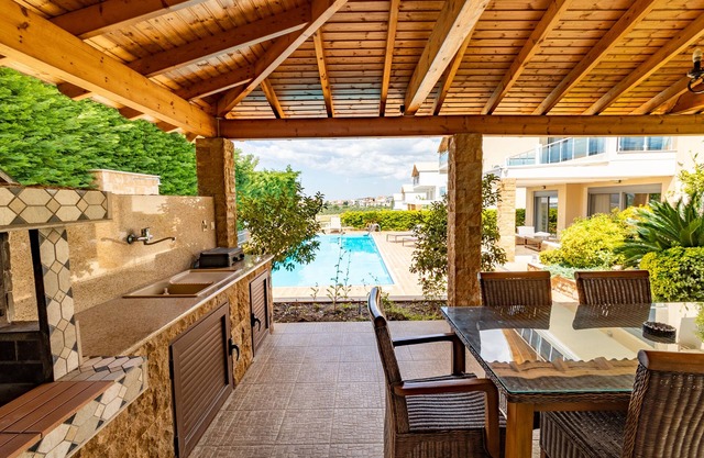 Villa Dina with private pool