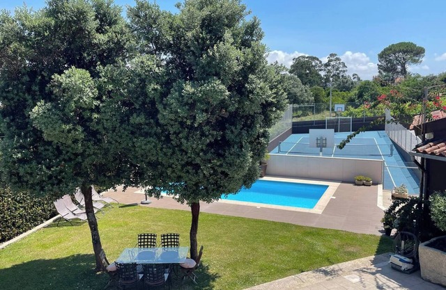 Villa dos Amados: House with swimming pool, playground and nature in every detail.