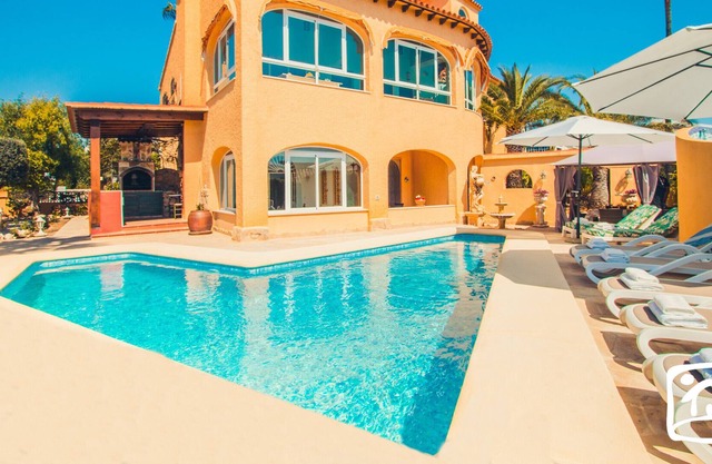 Abahana Villas El Verde 