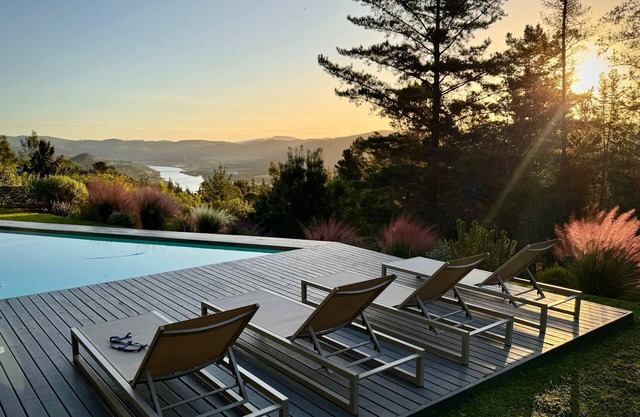 Villa Emeraude | Luxe 4BD, Simola Golf Estate