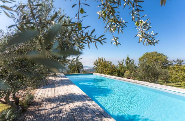 Villa EMI