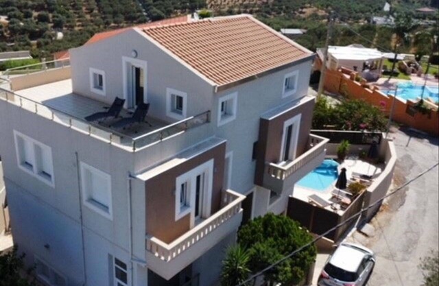 Villa Endless View - Villa with a pool and scenic views