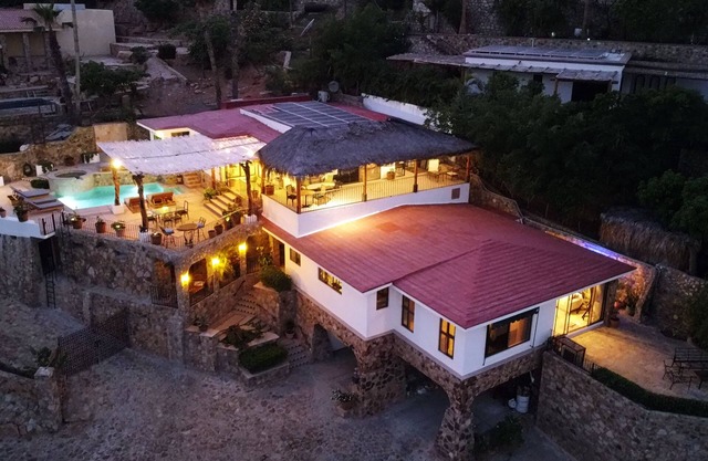 VILLA FELICIDAD,