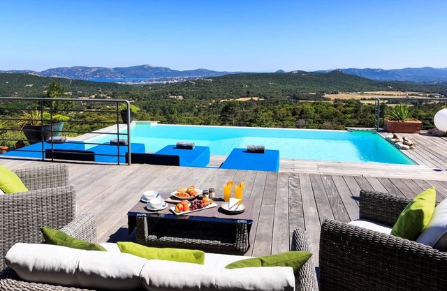 Villa Fiorella - Two Bedroom Villa, Sleeps 4