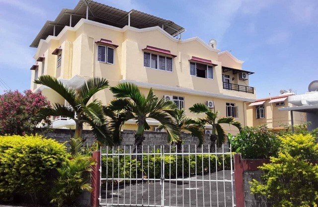 VILLA FOR 26/30 PEOPLE INCLUDING TRANSFER FROM EAROPORT