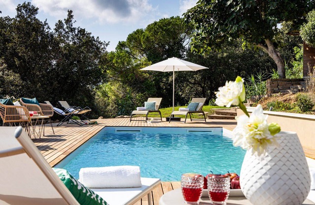 Villa Gaia 6+2, Emma Villas