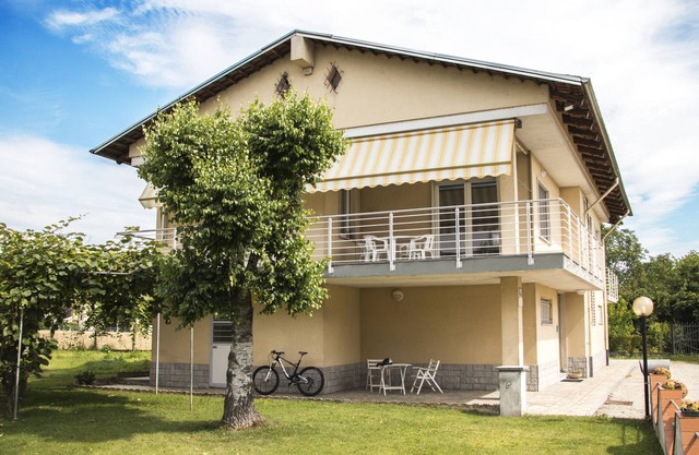 Villa Gemma, the home, in the Langhe, of your holidays with swimming pool and bicycles.