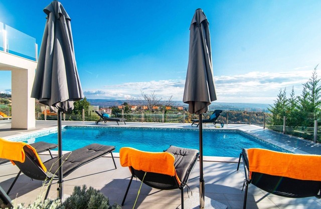Villa Gioia by Villa Plus