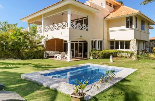 Villa Golf 8 personas a 5 minutos de la Playa